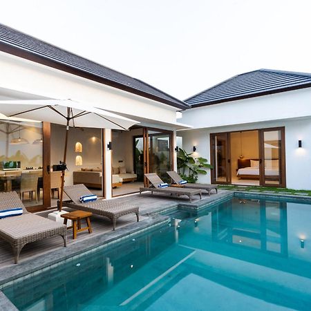 J4 Villas Sanur Exterior photo