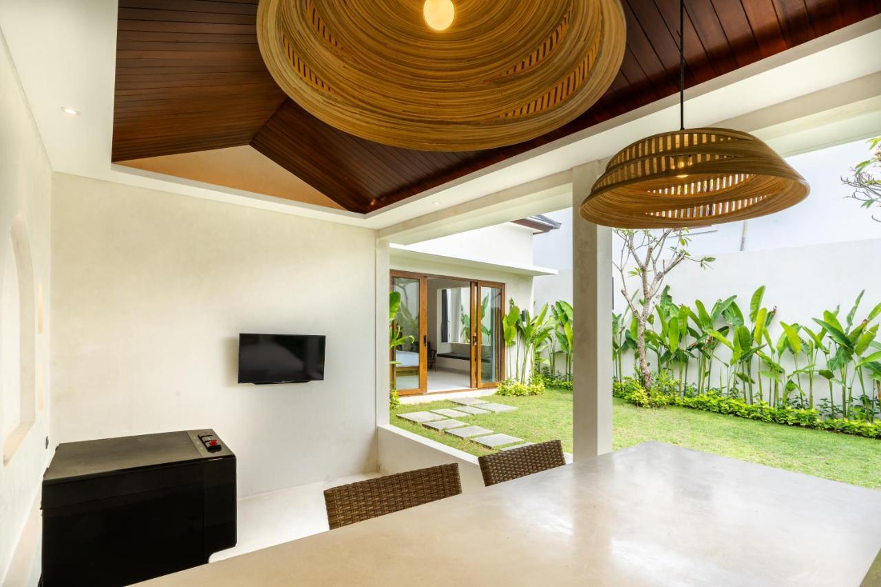 J4 Villas Sanur Exterior photo