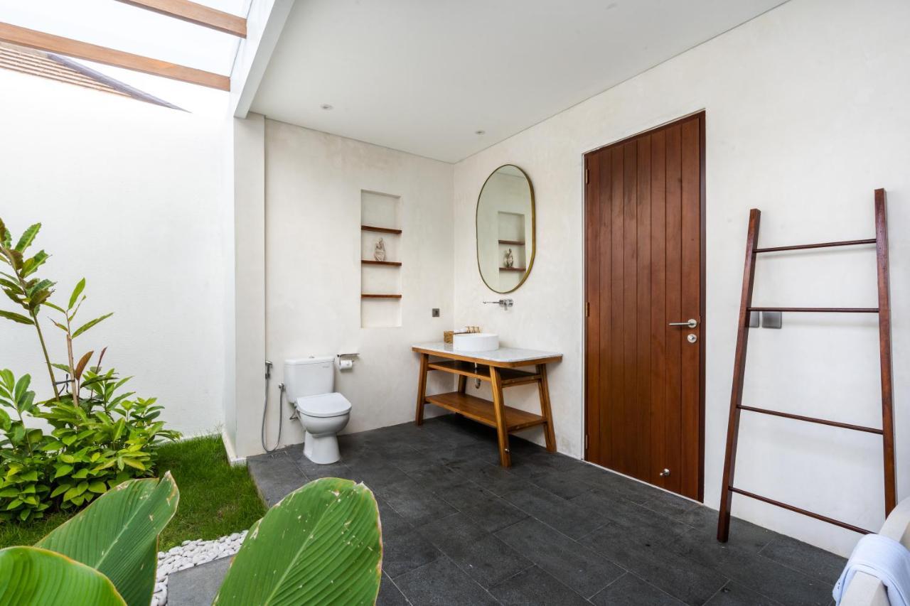 J4 Villas Sanur Exterior photo