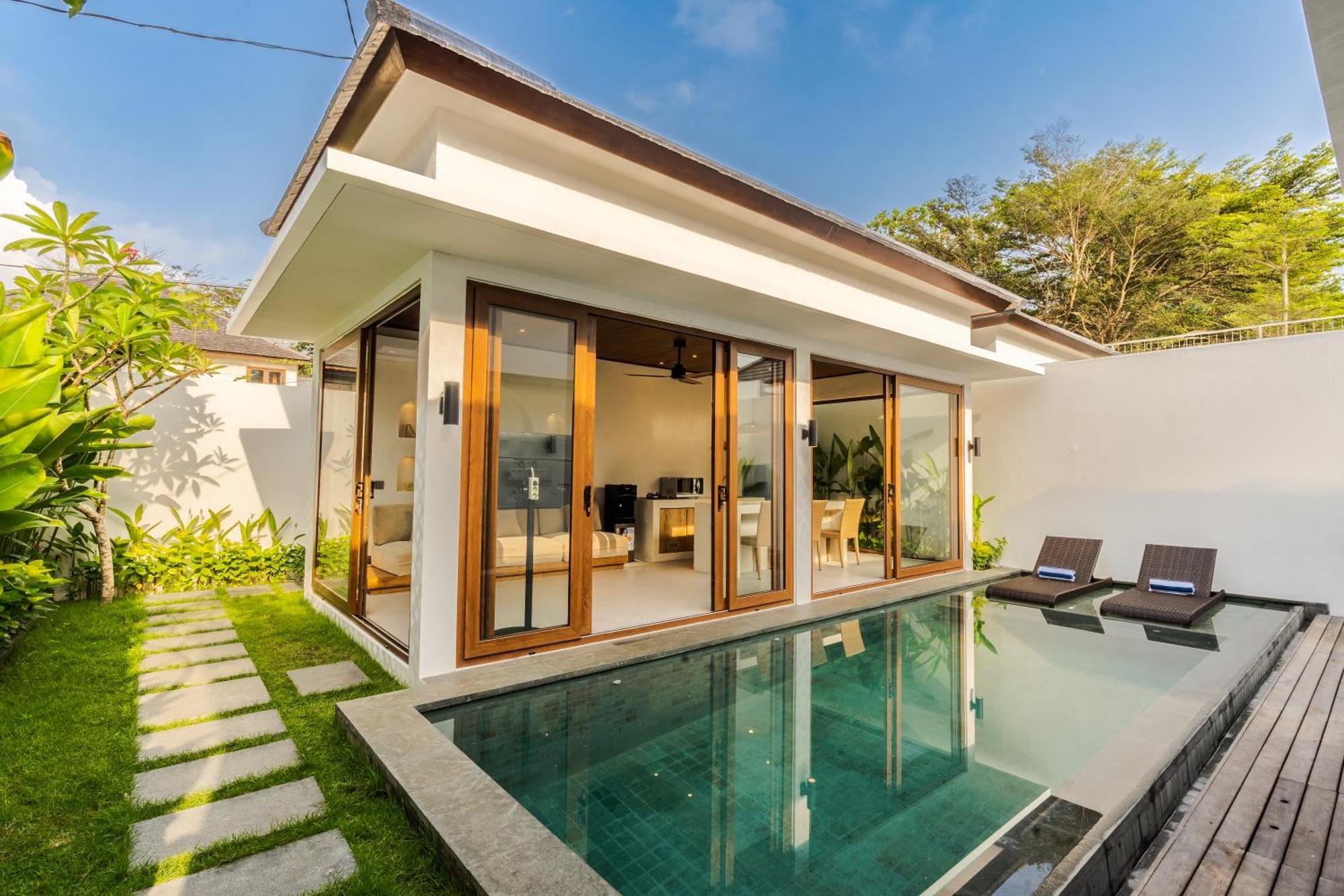 J4 Villas Sanur Exterior photo