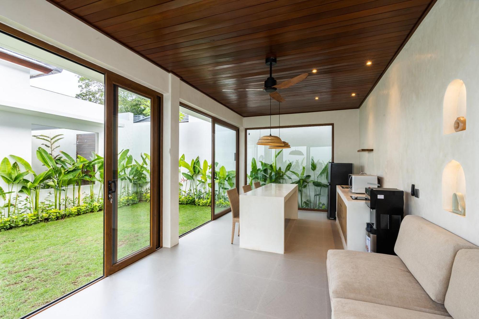 J4 Villas Sanur Exterior photo